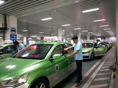 好消息！邯鄲火車站地下出租汽車發(fā)車區(qū)正式開(kāi)放，打造便捷出行新體驗(yàn)